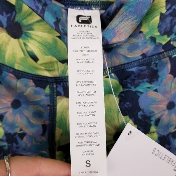 Fabletics High Waisted Floral Powerflex Capri Leggings NWT - Picture 3 of 12